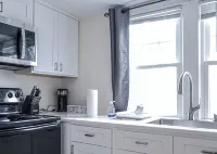 79-4 spacious studio Walk to backus hospital and downtown