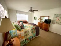 Downtown Cottage walking distance from Medical Center Hospital & Starbucks