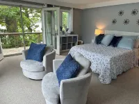 Edgecomb Maine.  Close to Boothbay & Wiscasset.  Very private and relaxing.