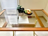 Quaint 2 bedroom apartment. 5 minute walk to down town Close to local bike trail