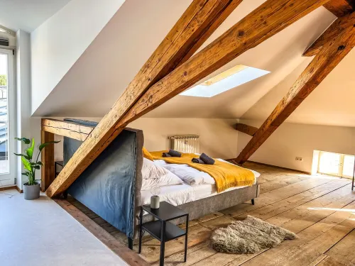 Loft apartement in the heart of Prien am Chiemsee * SmartTV * Washer-dryer*100m² Hotels in Prien am Chiemsee