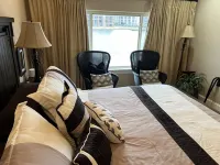 Waterfront Townhome in Walden -Great View, Yard, Dock, and Easy Water Access.