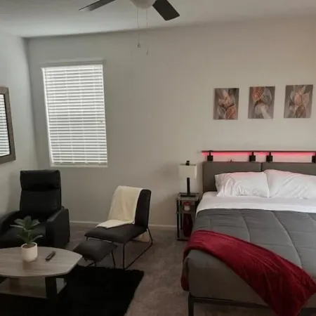 Cozy Suites in a New House!