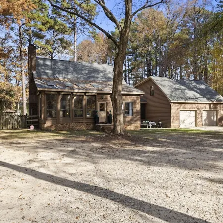 NEW - Modern Cabin Oasis - 2 Acre Retreat!