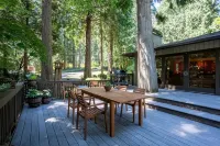 Bridle Trails Treehouse - บังกะโล