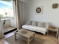 Nice apartment with side sea view - beach / pedestrian