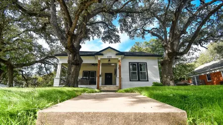 The Craftsman on Main Street