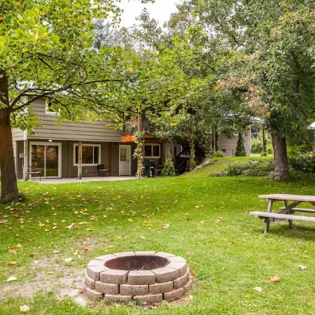 Creekside Lodging, Perfect Family Vacation, Recreation Area, Games, Pet Friendly