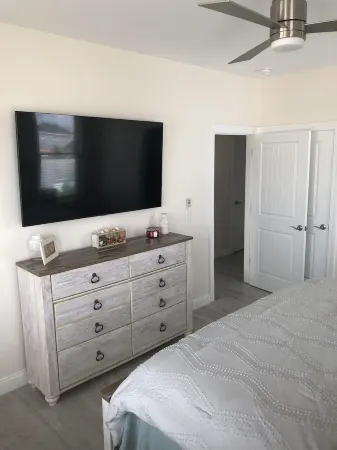 Awesome 5 Bed, 5 Bath, Heated Pool - Short Walk to the Beach!