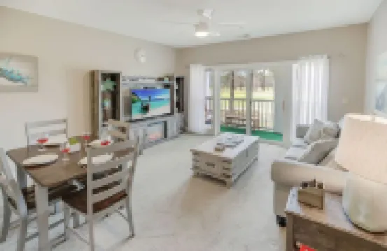 Luxury Spacious Condo 2BR Near Golf & Beach(Sleeps 6)