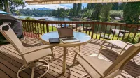 Lakefront Retreat: Private Dock, Fire Pit, BBQ, AC, Dog Friendly
