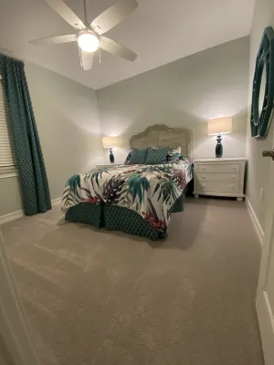 SINGLE FAMILY HOME IN DESIRABLE NAPLES RESERVE