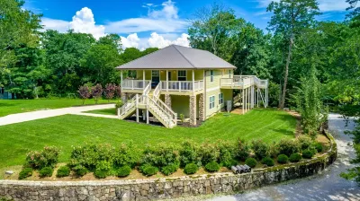 Lookout Escape - Top of Lookout Mountain Rock City Gardens附近的飯店