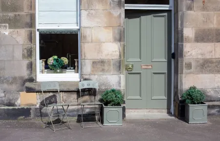 Superior ground floor pied à terre with short walk to golf courses Отели рядом с достопримечательностью «Кафедральный собор Сент-Эндрюс»