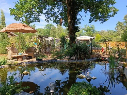 Lodges Bergerie des Deux Amours Hotels in Les Eyzies-de-Tayac-Sireuil