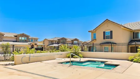 Saint George Casitas Condo with 2 Electric Bikes