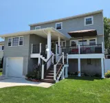 Walking Distance to Nautical Mile Hotels in Freeport