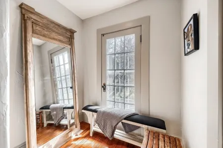 New! l Farm Stay-Emery Farm l Near Portsmouth