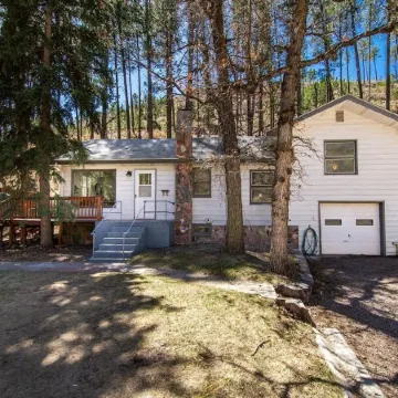 ⁑Forest Haven⁑Secluded & Scenic⁑Close to town⁑