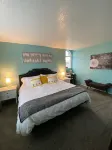 Bugsy's by the Beach ~ Hot Tub, Hammock Station & A/C