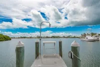 Vaca Cove C Reel Paradise, Ocean View with Dock