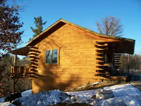 Creekside Amish Log Cabin