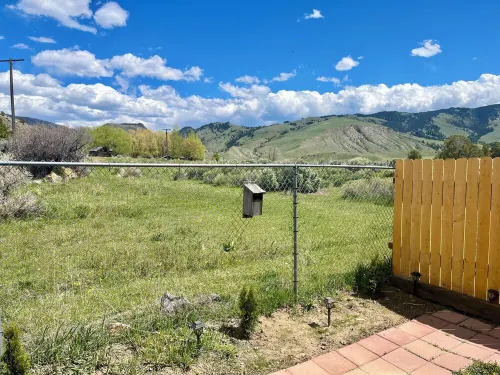 Wild View Cabin