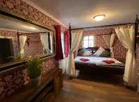 1 Bedroom Private Vacation Home in Hirschhorn