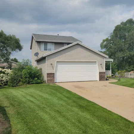 Cheerful 3 bedroom residential home