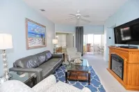Desoto unit 302, Luxury 3 Bedroom with Amazing Ocean View