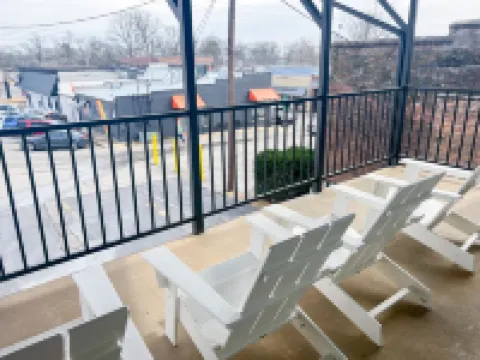 The Reserve on Spring in downtown Searcy close to restaurants and Harding!