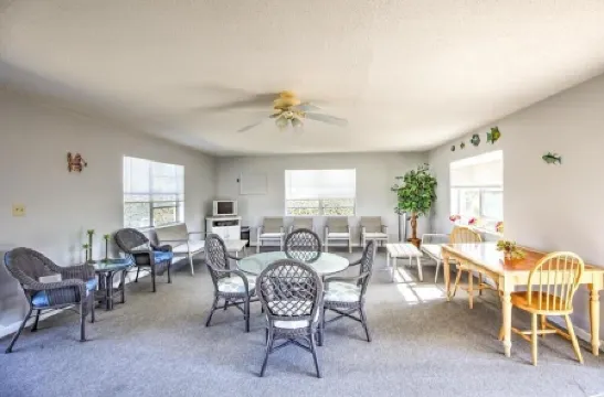 Sombrero Beach Vacation 2/2 Condo