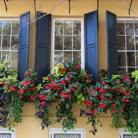 Unique Zen Tiny House 2 mi to Beach ~ Free Bikes! Minutes to Historic Charleston