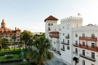 Casa Monica Resort & Spa, Autograph Collection Các khách sạn gần St. George Street