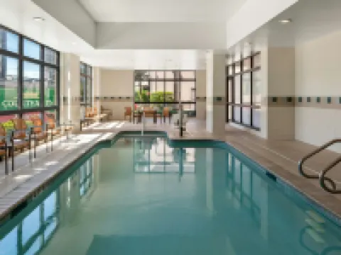 คอร์ทยาร์ดบายแมริออท ฮิวสตัน บายเดอะแกลเลอเรีย โรงแรมในฮิวสตัน