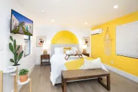 Be in the Heart Of Chandler, Walking Distance to Golf, Shops, Resturants, & More 챈들러 길버트 커뮤니티 대학 - 페코스 캠퍼스 주변 호텔