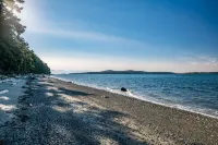 Amenity-Packed Waterfront Island Retreat