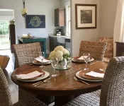 Charming, trendy home in quaint downtown historic district of Cleveland