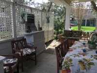 Oceanfront Cottage Private Secluded Dog Friendly at Colvmns by the Sea