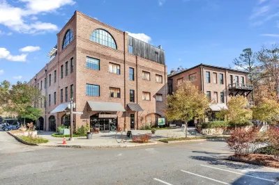 Tranquil Loft in Serenbe Community