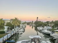 In the heart of Marathon just seconds to the open waters