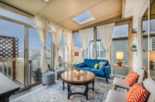 Spacious 5 Bedroom Home With Mountain Views, Heated Pool, & Sunroom!