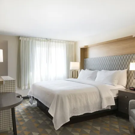 Holiday Inn BLOOMINGTON W MSP AIRPORT AREA by IHG