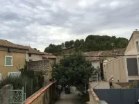 T2 independant + terrace; Vedene, near Avignon
