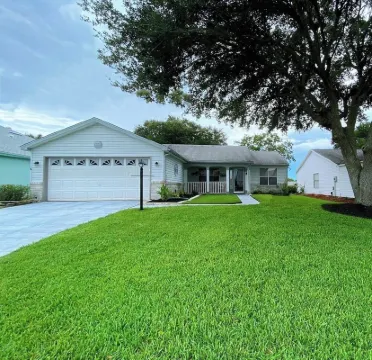 Renovated! Between Two Squares with Golf Cart !