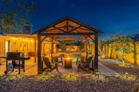 Great Location! Walk to State Farm Stadium! Free Heated Pool & Spa!
