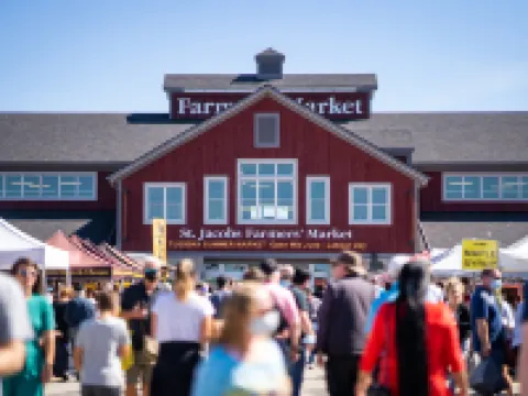 ฮอลิเดย์ อินน์ เอ็กซ์เพรส แอนด์ สวีทส์ คิทเชนเนอร์ เซาท์อีสต์ บาย IHG โรงแรมในคิตเชเนอร์