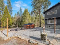 2 Units! 9 Bed/5 Bath, 2 Hot Tubs, 2 Game Rooms! Main House + Barn!