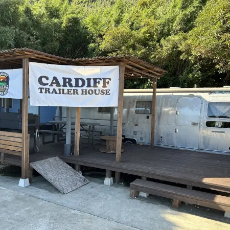 CARDIFF TRAILER HOUSE