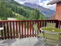 APARTMENT IN RESIDENCE NEAR PISTE